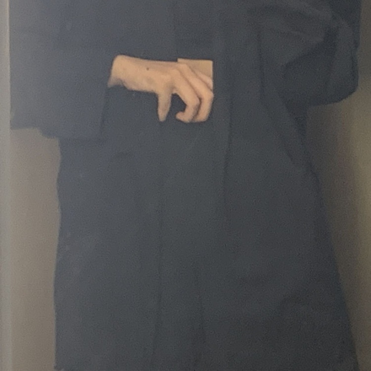 趣味小陈.-浙江省·金华市·义乌市-抖音-可以拍买家秀，身高165体重95 可以拍多种风格的衣服穿搭，可以拍口红试色 可以拍手部照片