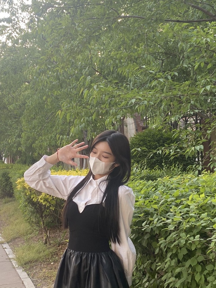 金金🧸ྀི-辽宁省·沈阳市·浑南区-抖音，某红薯，快手-爱好拍照录视频，什么风格都能驾驭，衣服化妆品首饰，开箱测评都可