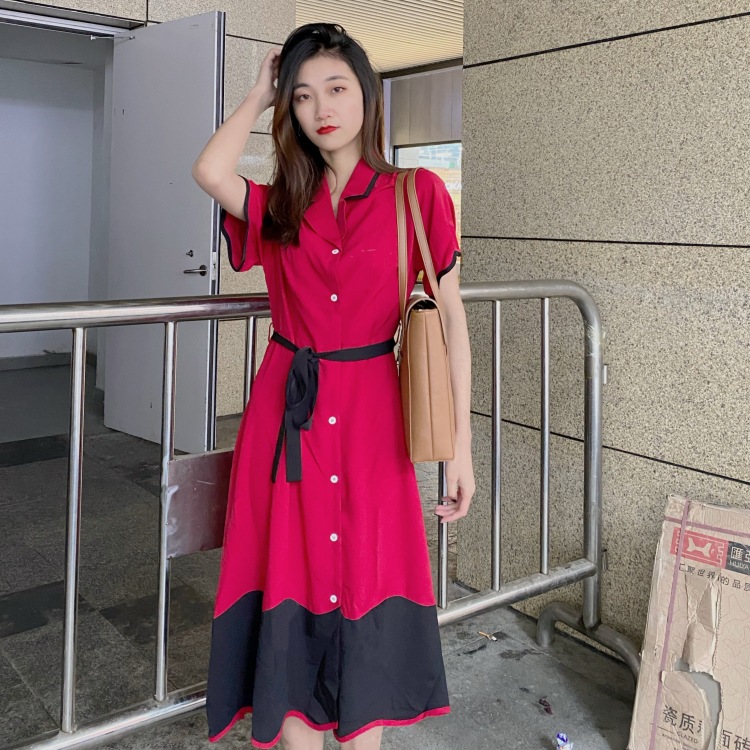 词不达意💫-湖南省·长沙市·岳麓区--可以接买家秀，详情页。脾气很好能配合，风格偏甜美系，清瘦型。