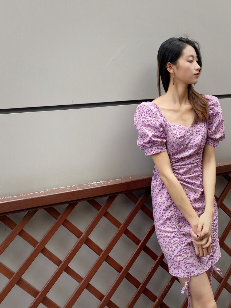 词不达意💫-湖南省·长沙市·岳麓区--可以接买家秀，详情页。脾气很好能配合，风格偏甜美系，清瘦型。