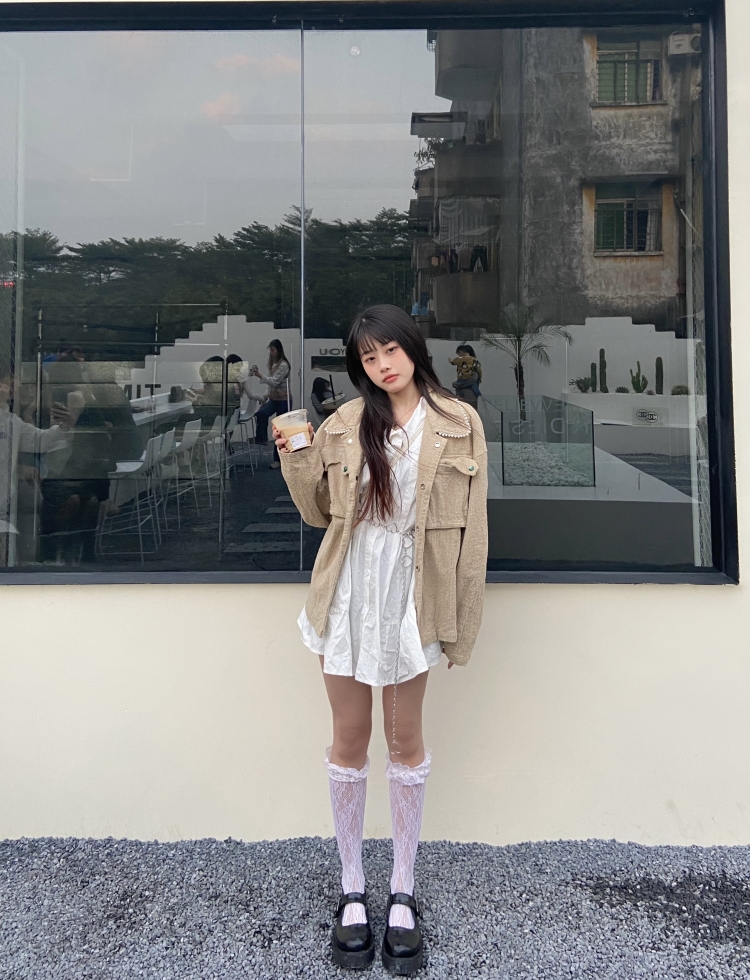 DhYiG-广东省·中山市·东升镇-櫻子不吃魚-特长：舞蹈 爱好：唱歌跳舞穿搭服装 
在校期间有拍过微电影，微广告，有过棚拍经验接过寄拍 能够单独完成拍摄。