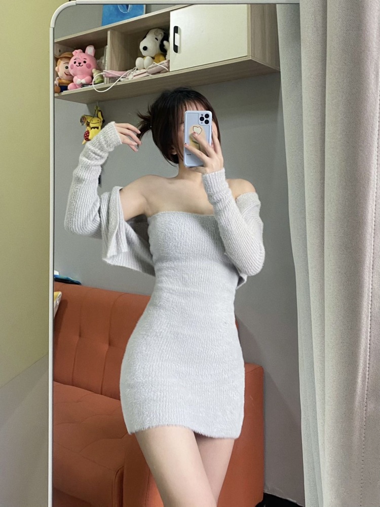鹅鹅学姐-广东省·广州市·白云区-某红薯?-小个子,梨形身材,穿衣服还OK~
会拍照会p图~长相也还凑合
有耐心