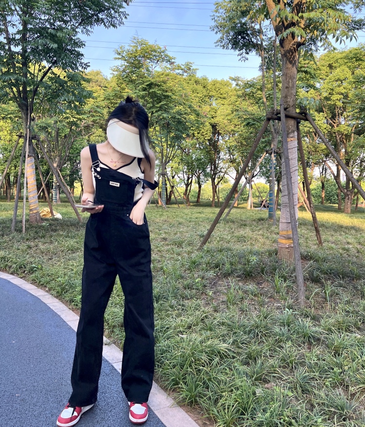 不予.-浙江省·金华市·义乌市-某红薯：我就吃壹口-身高168 体重98 ！本人可以ps pr 剪映 拍照p图 剪视频都可以找我
用手机给淘宝网店拍过图