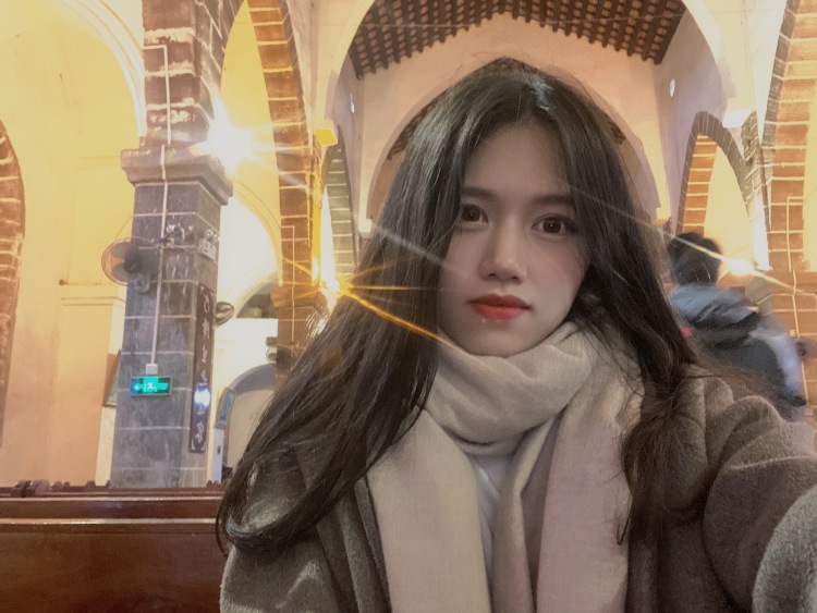 xxe-广东省·广州市·白云区--性别女，身高162cm，体重47kg，身材比例好，爱好摄影探店。接买家秀，网拍，寄拍，送拍等，可驾驭日系、韩系、淑女风、复古风、文艺风、运动风，有经验会后期出图快。