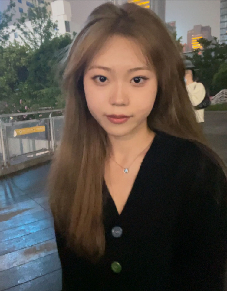 LINLIN-湖南省·长沙市·岳麓区- 某红薯-大家好!19岁,学生党,买家秀,喜欢化妆,护肤,美甲,各种小饰品,既cool又甜的girl,身高160,体重90,可p图