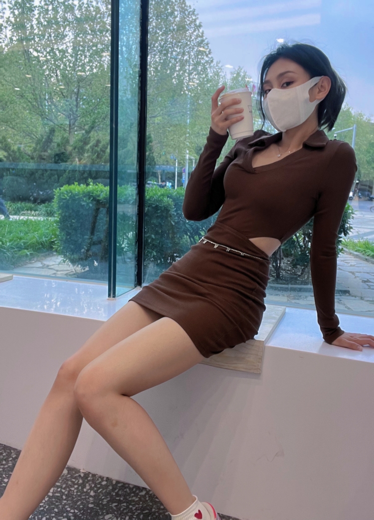 Зина-内蒙古自治区·呼和浩特市·回民区-抖音、微博、某红薯-本人活泼开朗 善于交际 ~
身高163体重48kg
会拍照 爱拍照!喜欢时尚潮流!注重穿搭!也会p图!高质量作品拍摄!
时间充裕 可寄拍 买家秀
价格好商量 骗子勿扰!
喜欢我的欢迎找我哦!