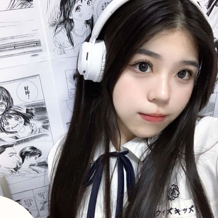 颖-浙江省·丽水市·莲都区-抖音-大家好！我是颖
本人18岁，喜欢打游戏，自拍🤳，想接寄拍和美瞳的寄拍，挺会P图，也可以加我微信我也接陪玩单，价格都可以协商。
艺名：颖
身份：当过抖音主播
年龄：19
身高：160cm
体重：49KG