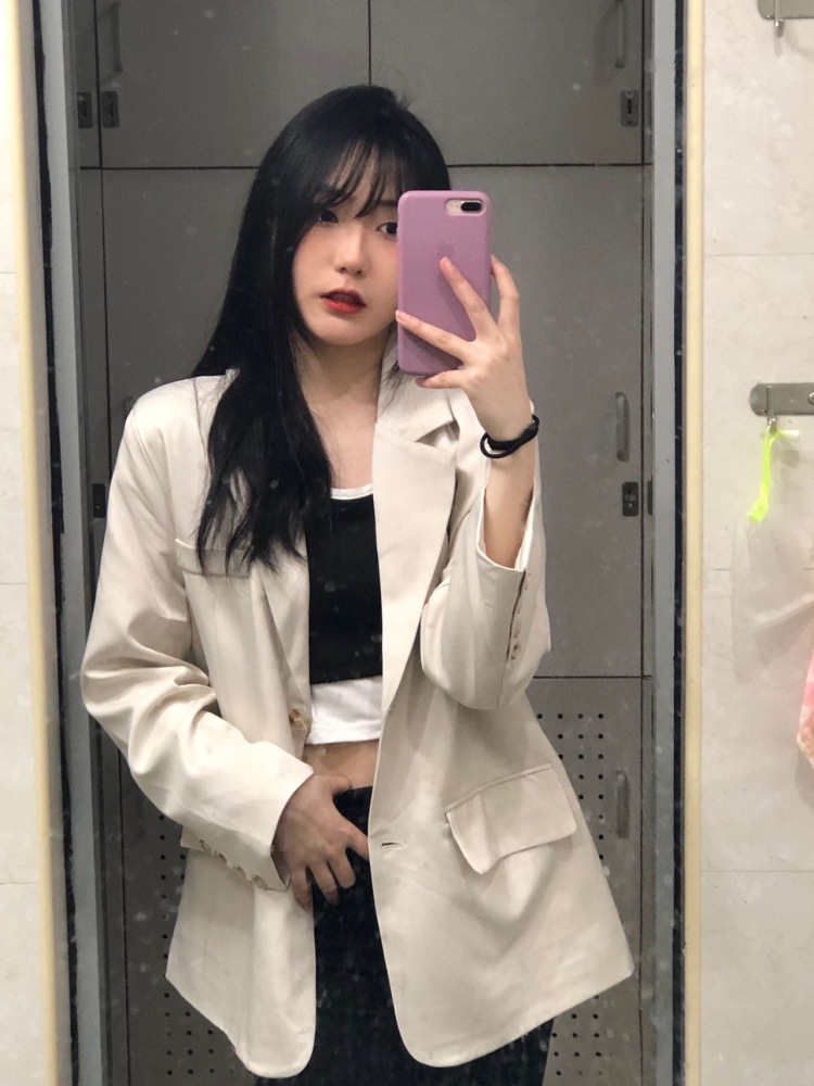 W-浙江省·绍兴市·越城区-抖音-目前是一名大学生,喜欢拍照,技术不错的,同时想要假期兼职,可以接寄拍或者送拍,因为第一次希望商家可以看到