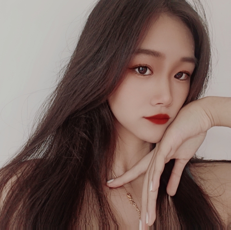 热心王友-辽宁省·沈阳市·和平区--热爱拍照 喜欢穿搭 可尝试不同风格 衣服、包包、首饰都可 在专业机构训练两年 对平面模特兼职有兴趣 可接寄拍