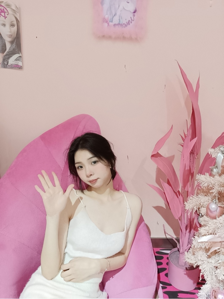 M.I.A-广东省·广州市·天河区-某红薯-接开箱测评,探店打卡,送拍寄拍,穿搭或者视频分享,校园推广,互勉约拍等等,时间充裕价格可议