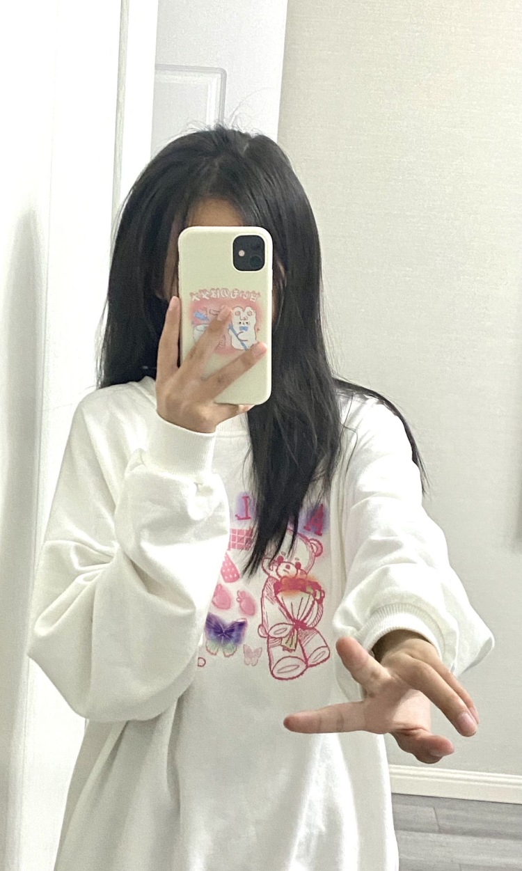 要上学_-重庆市·重庆市·大渡口区-抖音 微博 某红薯-喜欢弹钢琴 双坑的jklolita 追星 平时都是发dy 微博就是追星的