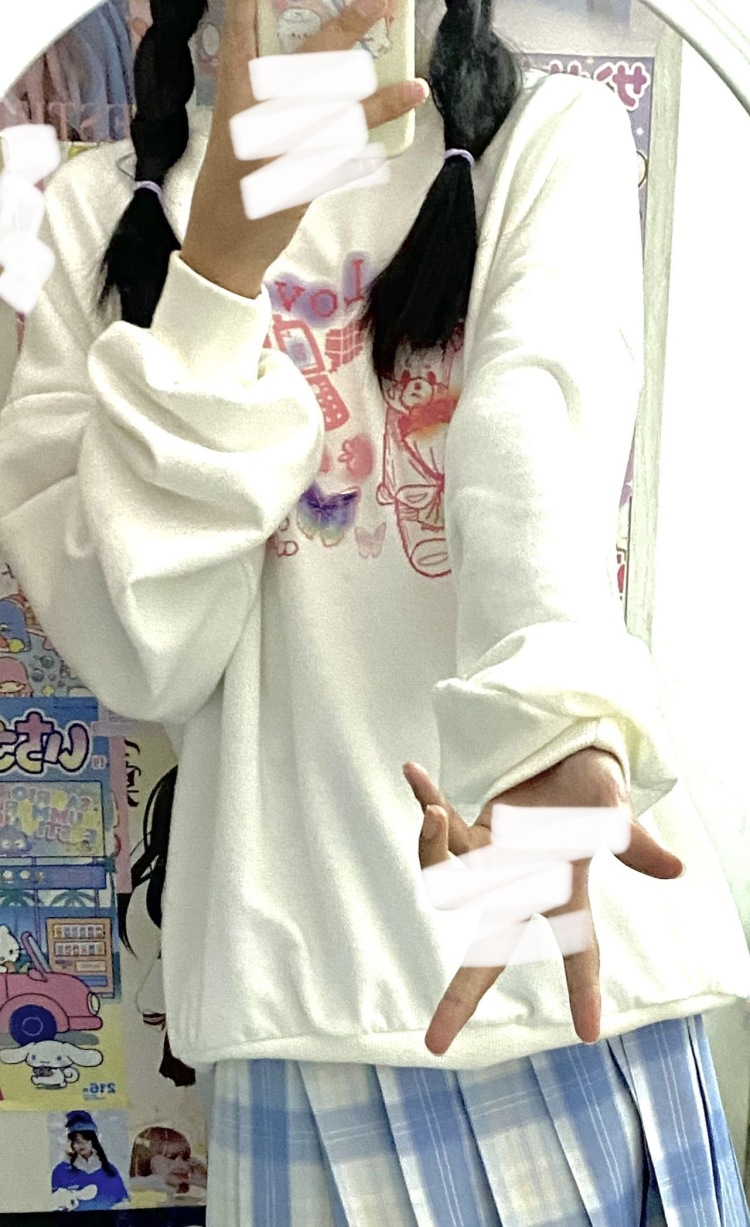 要上学_-重庆市·重庆市·大渡口区-抖音 微博 某红薯-喜欢弹钢琴 双坑的jklolita 追星 平时都是发dy 微博就是追星的