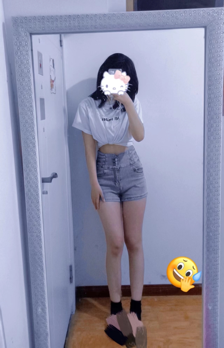 。。-湖北省·武汉市·江岸区--接寄拍
甜妹   辣妹   潮流   青春   校园
可露脸    
饰品   服装    鞋子
风格多变
可出外景
170cm52kg