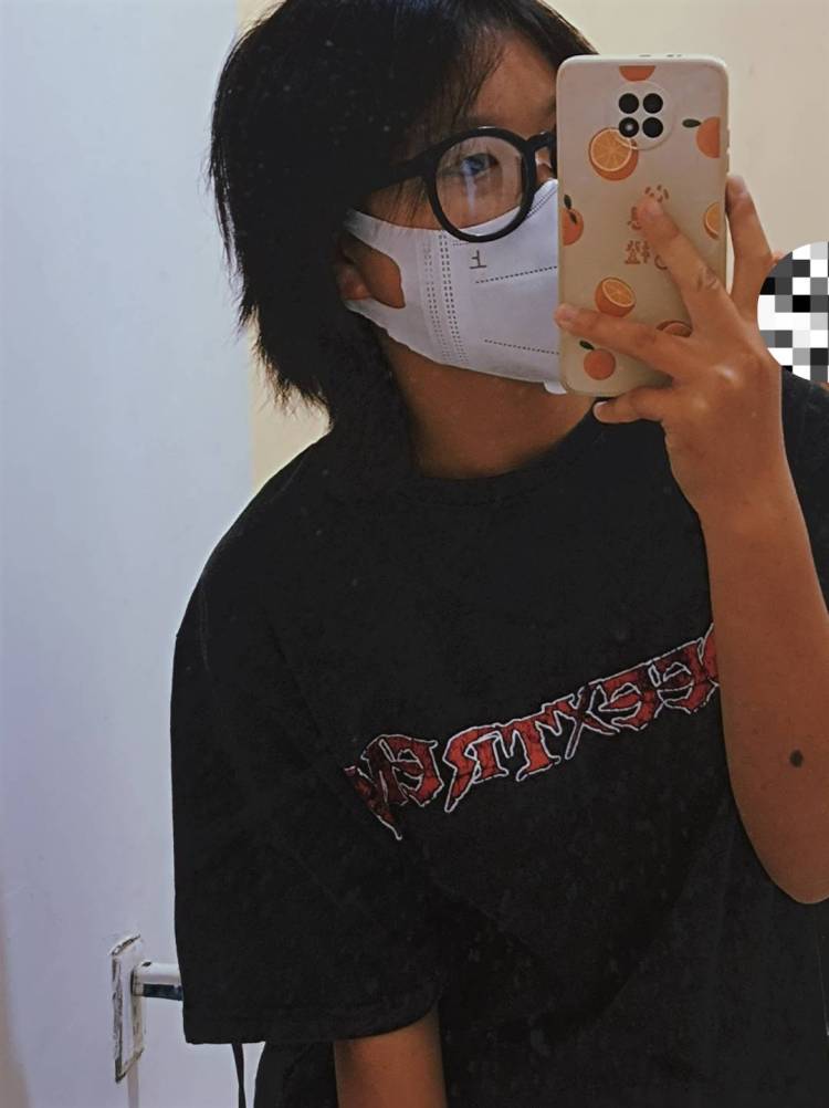 扎个辫辫⁸-云南省·昆明市·晋宁区--喜欢拍照 风格多样 可接各种寄拍
本人可自由搭配拍照 拍照风格多样