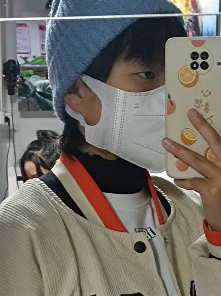 扎个辫辫⁸-云南省·昆明市·晋宁区--喜欢拍照 风格多样 可接各种寄拍
本人可自由搭配拍照 拍照风格多样