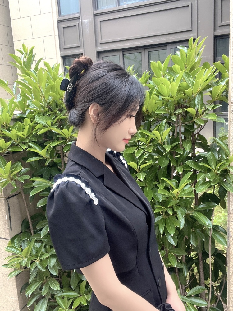 cici🔆-浙江省·湖州市·吴兴区-抖音-接寄拍,有耐心,出图快
身高168,体重106
会p图、会驾驭多种风格