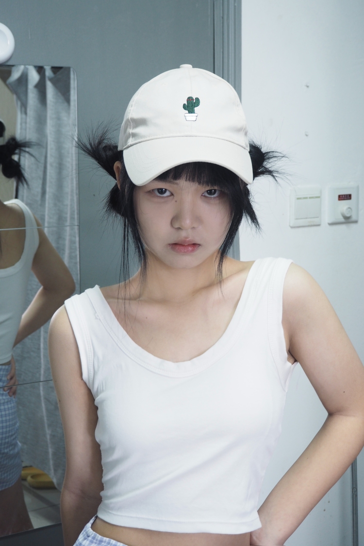 士多啤梨-贵州省·铜仁市·玉屏侗族自治县-快手-我是一名在读大学生,平时喜欢画不同风格的妆容,可爱风辣妹风都比较适合,擅长拍照和修图
