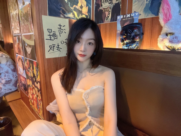 🎀ིྀིི 小涵妹-河南省·郑州市·管城回族区--会街拍!接寄拍,买家秀,抖音视频,会拍照,会修图!希望商家给个机会