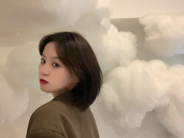 🧸-四川省·广安市·广安区--165cm 51kg 37码 会P图 拍照设备:iphone xs max 佳能1200d 随缘接单