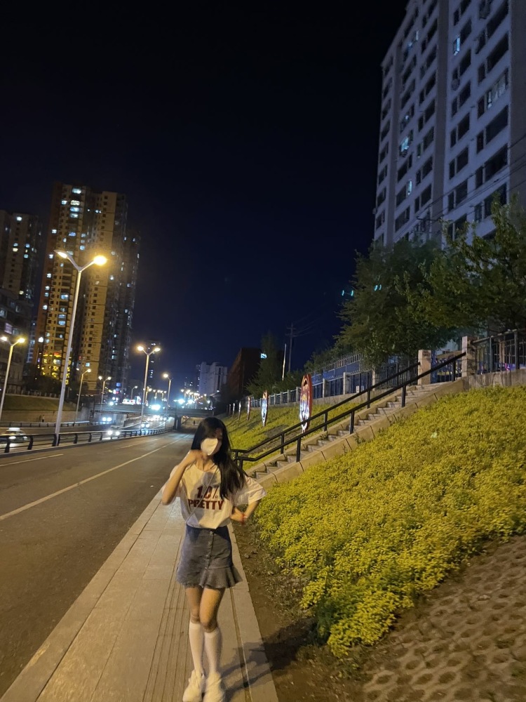 溯-吉林省·吉林市·船营区--可以买家秀,探店,正常都可以!本人不挑可小刀回复快速,做事干练有经验,财主大大赶紧来,时间充足可长期合作!为人友善,不公主病,不玻璃心,好合作快快找我吧!