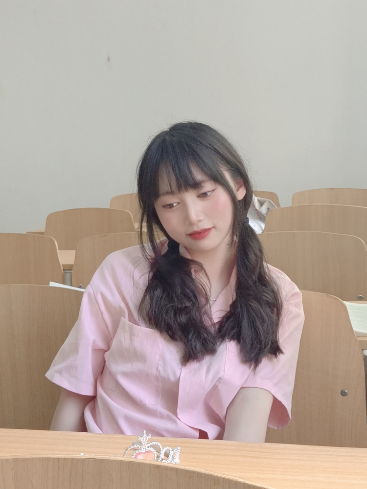 奶油泡芙-重庆市·重庆市·沙坪坝区-某红薯-本人喜欢拍照分享，偏可爱日系风，比较开朗会做一些开箱测评，好物分享，寄拍约拍，淘宝pdd都可