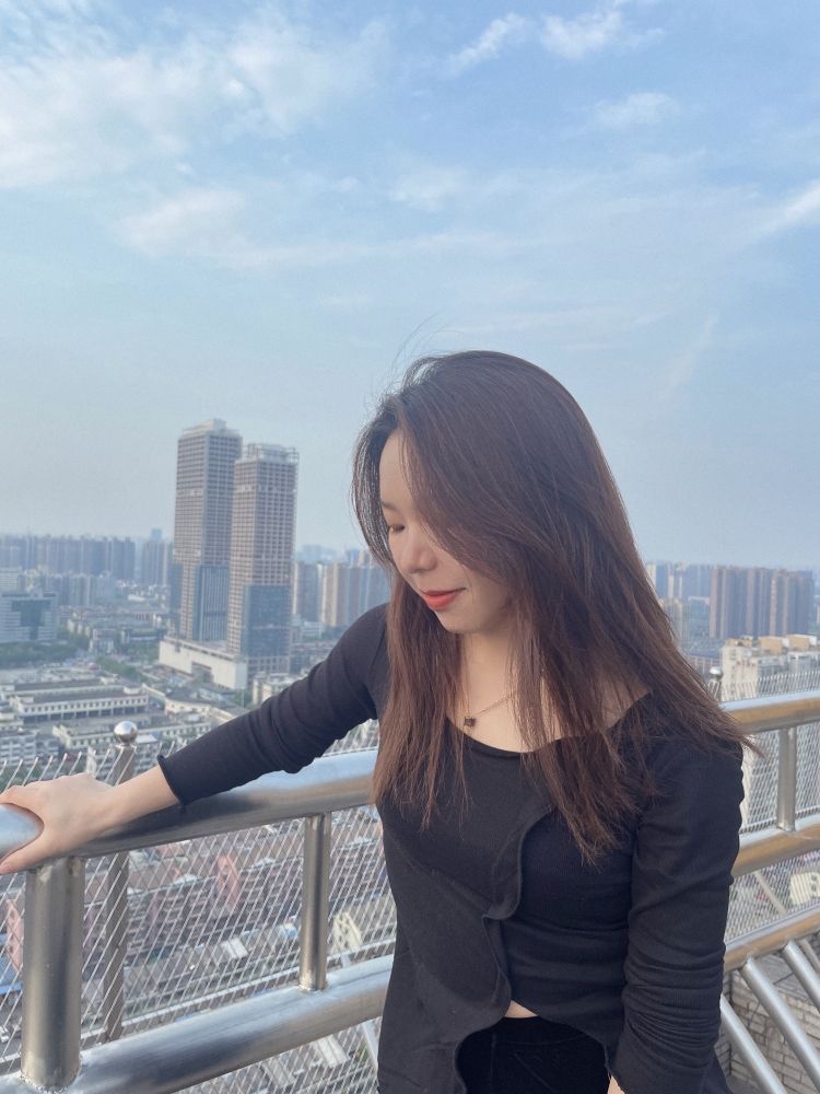 特奥陶-湖南省·长沙市·芙蓉区-抖音,微博,某红薯-我身高156,体重48kg,梨形身材,可以尝试各种风格,喜欢拍照和修图,可以拍买家秀,有需要的可以滴滴我呦~