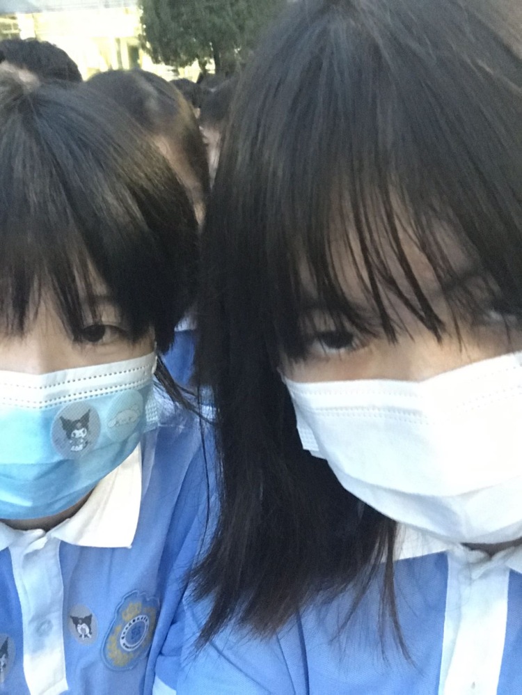 离-四川省·成都市·新都区-快手-希望能尽快接单接单接单!!!平时喜欢拍照,在校学生,费用可以商议