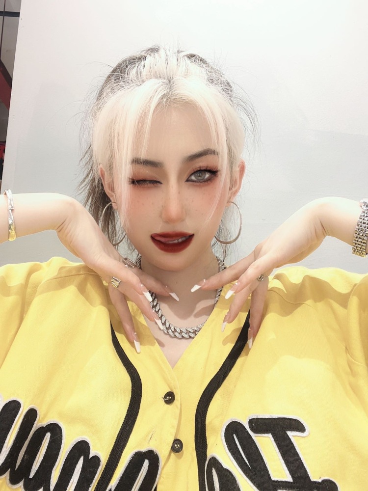 李小懒-广东省·东莞市·长安镇--大家好!我是素人模特小懒
买家秀 免费试用 寄拍模特 对欧美时尚风格比较感兴趣 韩版也可 拍照会修图P图