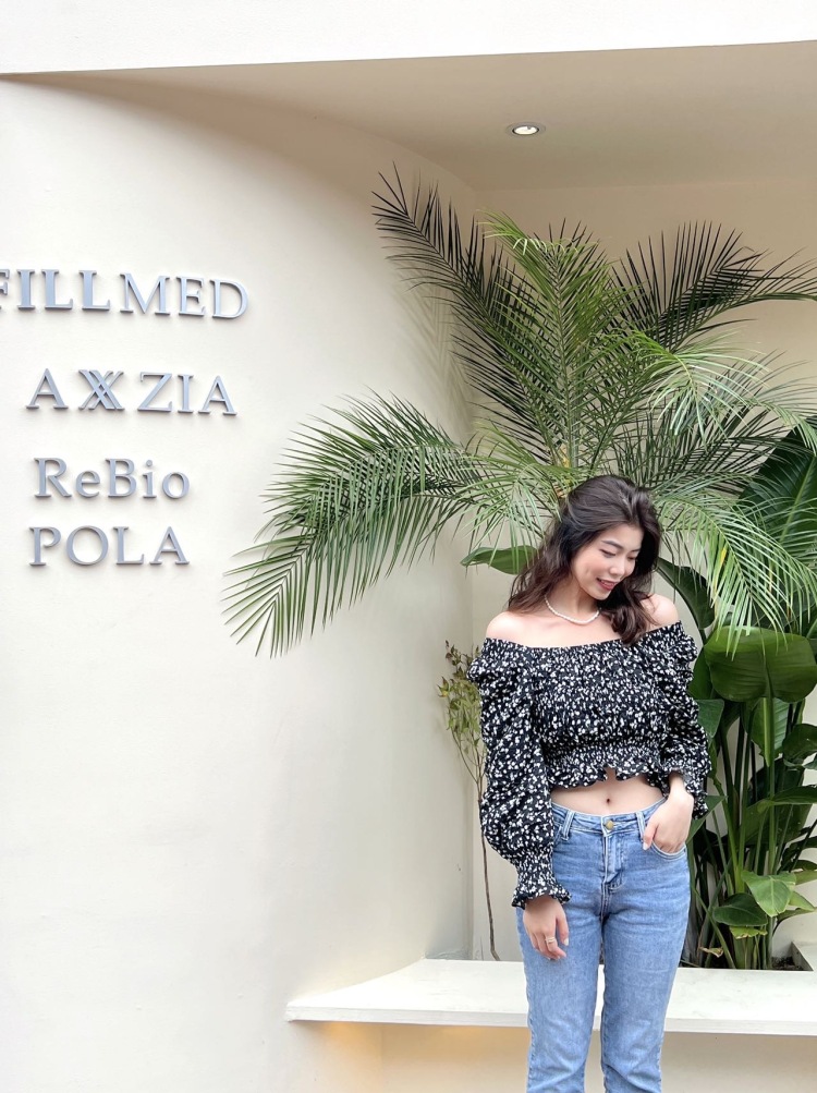 Cynthia🌼-广西壮族自治区·桂林市·象山区--接寄拍,服装包包饰品家用物品都🉑️,平时爱穿搭探店拍照,会修图,出图快,费用可协商
