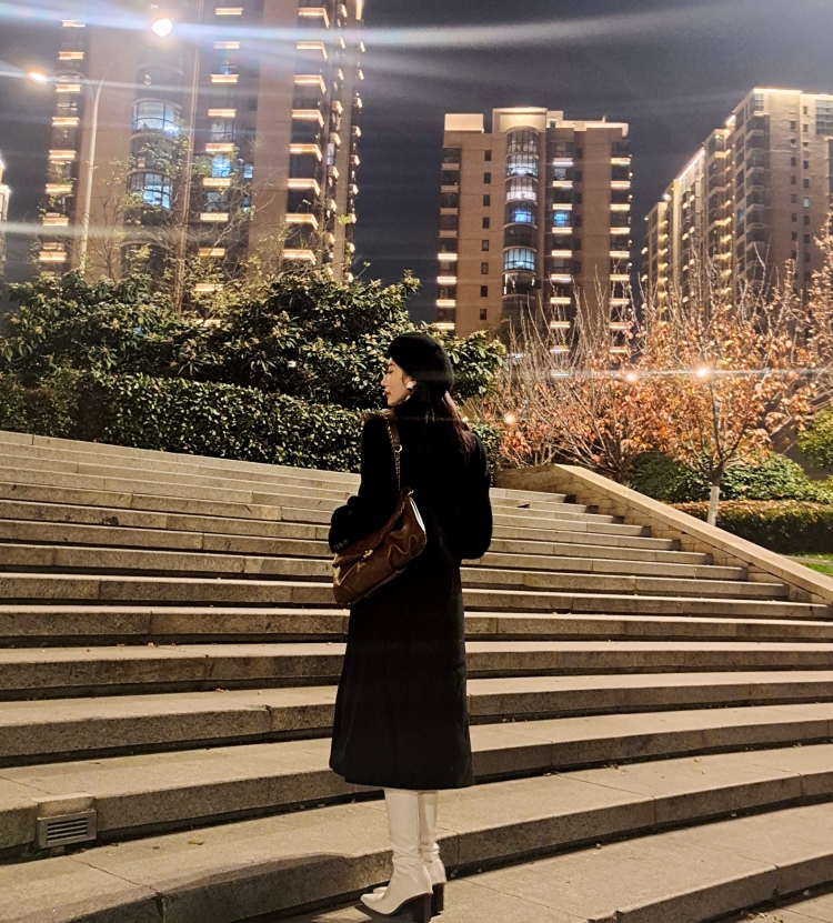 笑笑-陕西省·西安市·鄠邑区-抖音,快手,某红薯-身高168,体重88斤,可以接寄拍送拍,(主要接衣服饰品)会p图,出片快,会拍照,性格好合作愉快哦