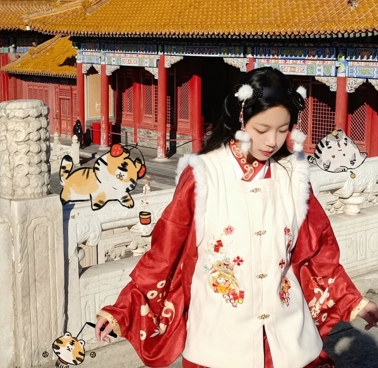 紫Yao_-北京市·北京市·丰台区-抖音 某红薯-158 102微胖小个子 会拍照会修图 在某音和某薯有粉丝基础