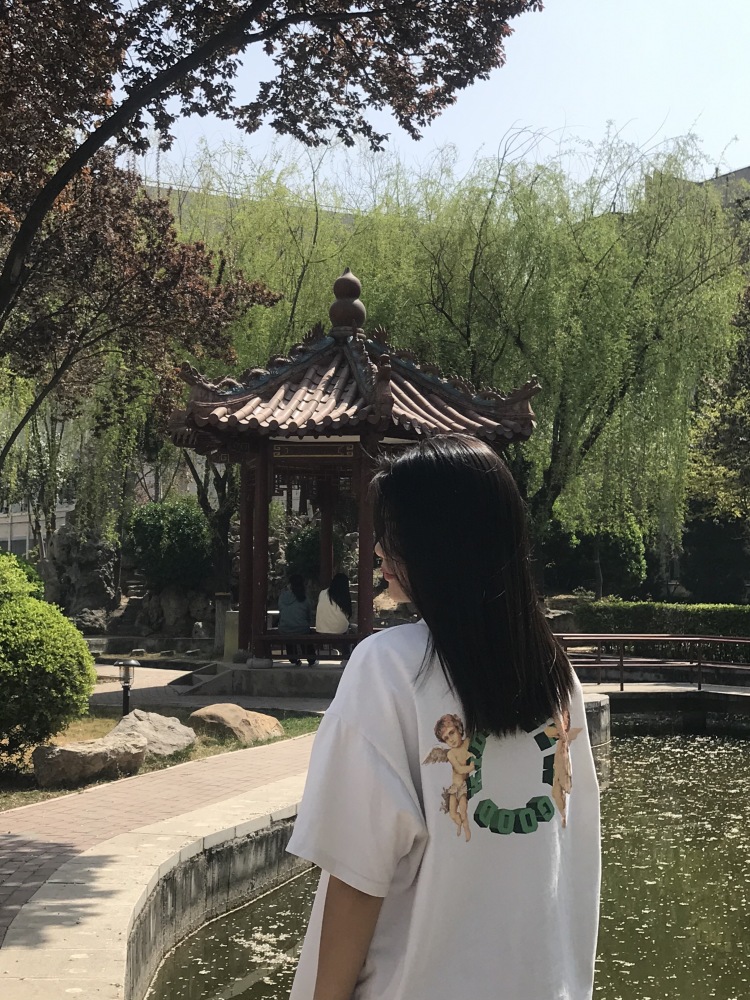 Xin1-湖北省·荆门市·掇刀区-抖音 -喜欢唱歌 拍照 会修图 想接寄拍 (衣服,帽子,首饰,鞋等)