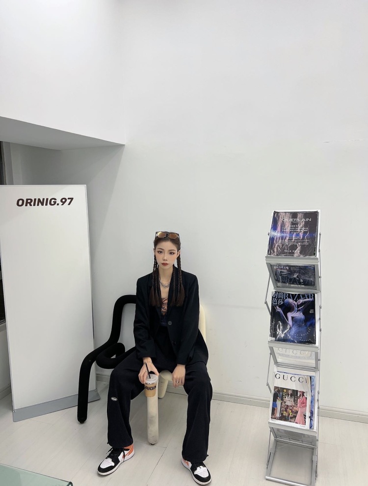 范阿哥-江西省·南昌市·红谷滩区-抖音、 某红薯-本人身高：172 95斤
兴趣爱好：唱歌 跳舞 喜欢拍照 喜欢美食
🉑️接：寄拍（衣服 包 首饰都可）买家秀 免费试用  礼仪/妆面模特～