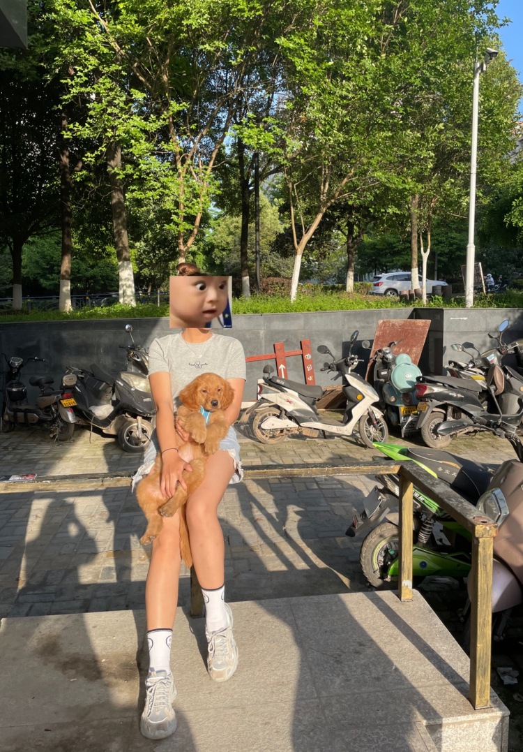Anonymous-湖北省·宜昌市·秭归县--接寄拍 买家秀 服饰 包包 鞋子 美妆都可以
本人日常喜欢拍照和化妆 身高167 体重135