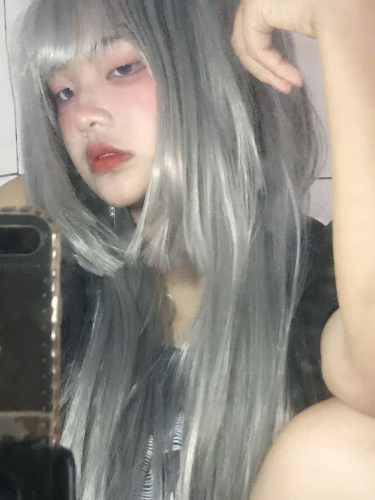 笨蛋.-重庆市·重庆市·铜梁区--我喜欢拍照,化妆,和穿衣服,本人一米七,体重65kg,喜欢打篮球和coss,还喜欢汉服和打扮,风格不定,喜欢百变,只是想赚钱,希望不要遇到骗子,我只是个学生