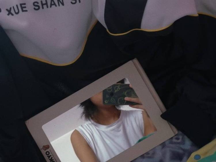 .-陕西省·渭南市·富平县--高三毕业生,时间充足,有耐心
风格偏中性一点,也可尝试其他风格
爱拍照,会P图