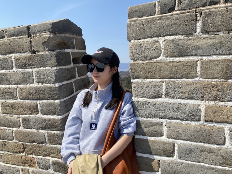 鱼没有脚-河南省·新乡市·长垣市-百家号 微博 抖音-接寄拍,擅长修图,短视频制作,本人穿衣风格多样,也期待下一个风格的自己,也可手模,拒绝无聊。
身高160体重92。
期待与您合作!