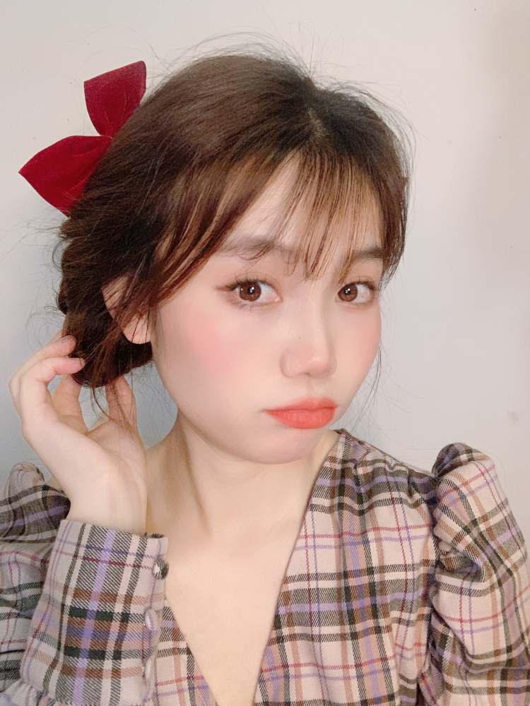 Yuki-浙江省·杭州市·余杭区-抖音 | 某红薯-有抖音美妆号和小红薯种草号
擅长和喜欢拍照P图、拍短视频、剪辑短视频
可以接种草测评、服装穿搭、服装/饰品寄拍等
个人比较适合甜美可爱、温柔日系、甜酷风格
有单子的欢迎咨询合作~期待