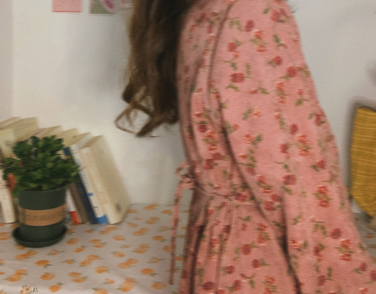 Yuki-浙江省·杭州市·余杭区-抖音 | 某红薯-有抖音美妆号和小红薯种草号
擅长和喜欢拍照P图、拍短视频、剪辑短视频
可以接种草测评、服装穿搭、服装/饰品寄拍等
个人比较适合甜美可爱、温柔日系、甜酷风格
有单子的欢迎咨询合作~期待