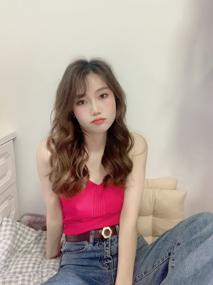 Yuki-浙江省·杭州市·余杭区-抖音 | 某红薯-有抖音美妆号和小红薯种草号
擅长和喜欢拍照P图、拍短视频、剪辑短视频
可以接种草测评、服装穿搭、服装/饰品寄拍等
个人比较适合甜美可爱、温柔日系、甜酷风格
有单子的欢迎咨询合作~期待