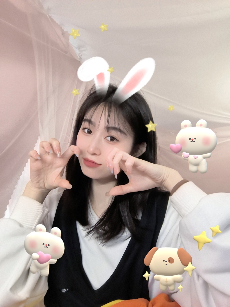 w-黑龙江省·哈尔滨市·巴彦县-抖音，快手，-身高170cm,体重50kg
拍照，p图，视频剪辑，可买家秀，寄拍，某红薯素人带货及种草视频。