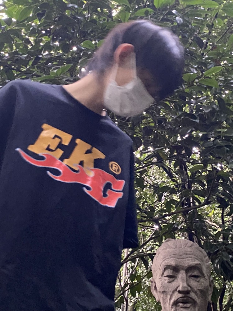 wow19-浙江省·杭州市·拱墅区-抖音快手某红薯-没啥才艺摆烂在行,求求老板了我想接个单,来个通告群吧谢谢老板