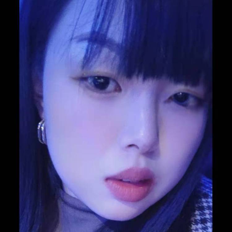 尹子怡-广东省·广州市·南沙区-抖音，某红薯-骗子勿扰
身高158   体重120
三年服装设计师，会搭配，会拍照。
送拍，买家秀，开箱测评种草。