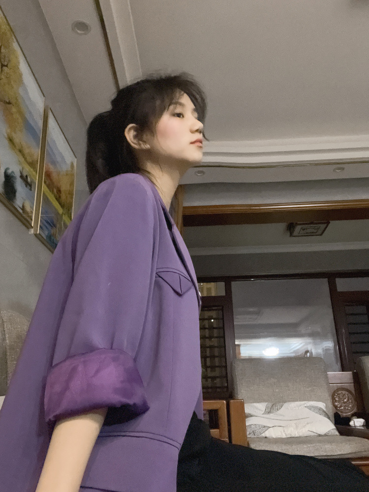 店店-江西省·宜春市·樟树市-微信小程序-大家好！我是宜春：点点
诚信接单，可寄拍，
因为是新手，
会用心对待 
达到商家满意
太露单不接哦
在品牌店上过一年班，喜欢拍照，到店有每日一衣三打拍摄，也喜欢拍照
艺名：点点
身份：网红带货
年龄：