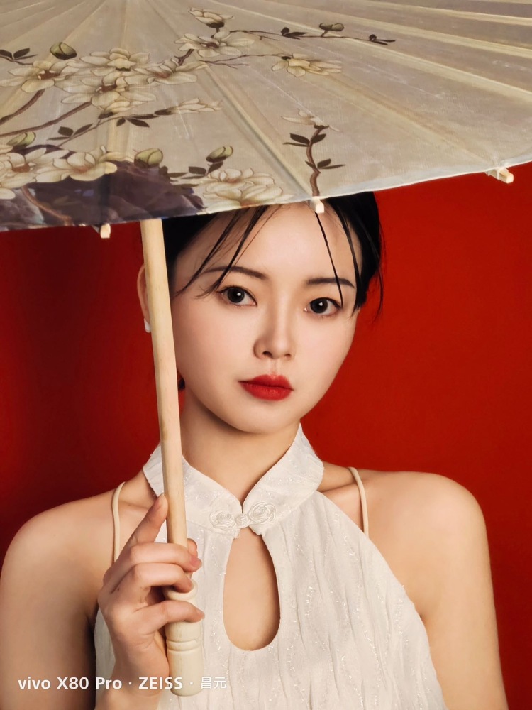 大米女-贵州省·贵阳市·南明区--种草带货会拍照ps+穿搭身高166 体重42 喜欢拍照适合各种风格 拍照用相机