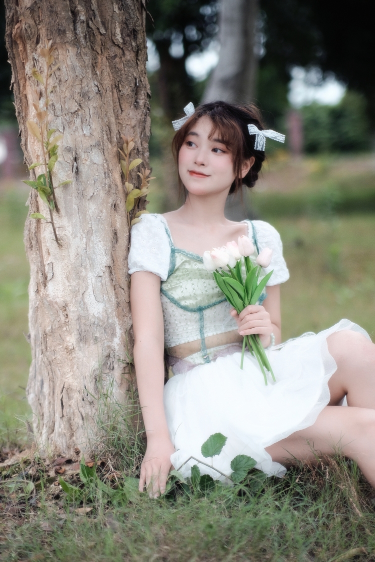 怀安-江西省·九江市·共青城市--拍过很多写真,以前是汉服模特,有拍摄经验,自己也很喜欢拍照,会修图,不恐惧镜头