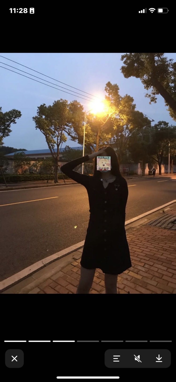 烦-上海市·上海市·松江区--大家好，我是一个学生，也是一名小模特。比较擅长穿搭和拍照，身高167，体重50.5。较喜欢接受寄拍！快来找我吧～