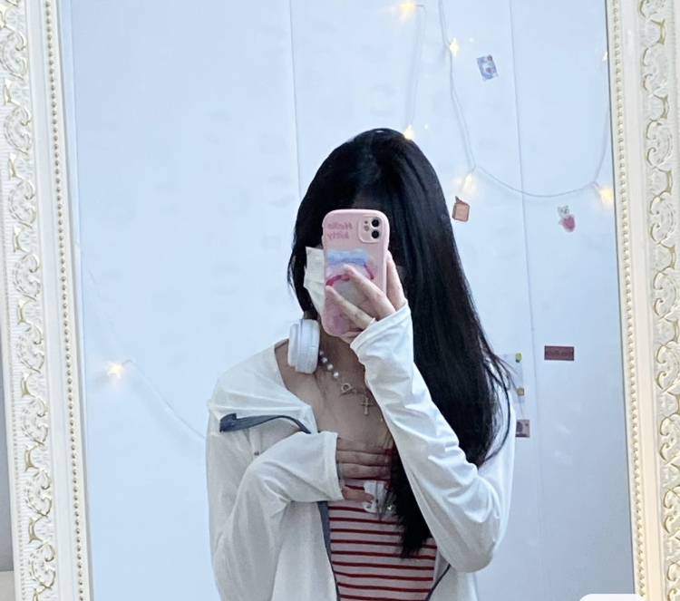 灿灿-山东省·烟台市·海阳市-某红薯-165/57微胖，可各种风格，喜欢穿搭和拍照、会P图，配饰、包包、帽子都可接单，会保质保量完成商家大大的寄拍