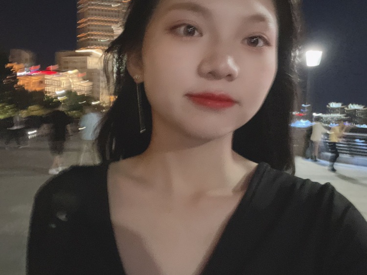 小鹅娥-广东省·深圳市·宝安区-某红薯 抖音 b站 微博-买家秀
店铺探店
探店打卡
短视频vlog制作
寄拍
会p图
身高165 体重110