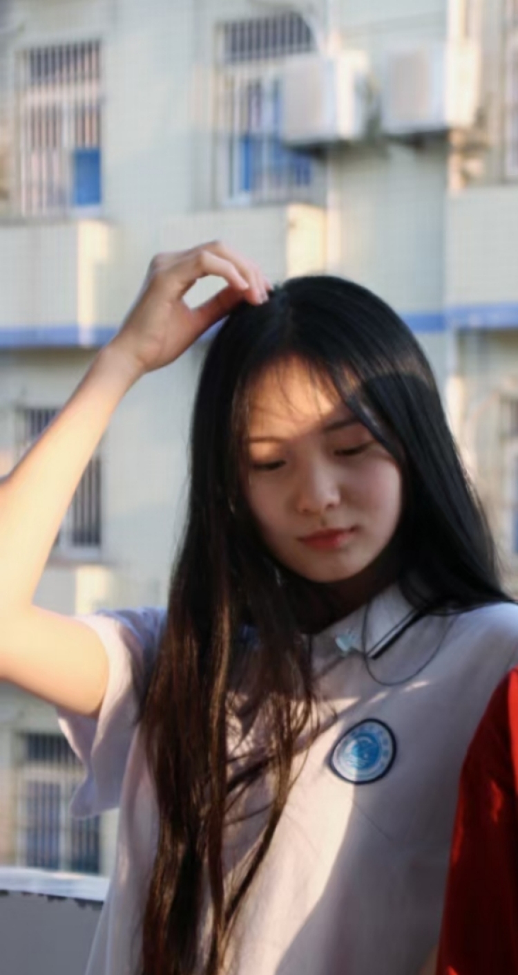 Wwwww-湖南省·湘潭市·雨湖区--身高172女
会化妆,拍照,修图并不断学习,各种风格都可以驾驭,包括汉服
淘宝,网拍,约拍,详情单,摄影,探店
diy手工,舞蹈,衣服裤子,裙子,饰品,美甲等